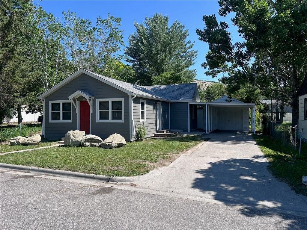 901 N 19th STREET, Billings, MT 59101