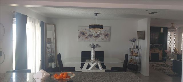 6122 BURHLEY CT, Orlando, FL 32809