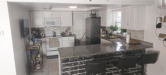 6122 BURHLEY CT, Orlando, FL 32809