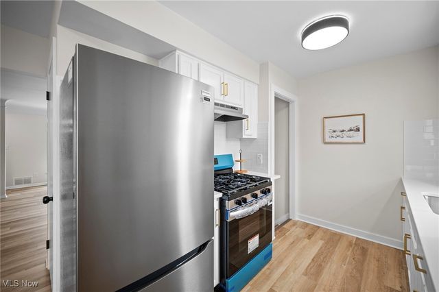 2137 Silverdale, Cleveland, OH 44109