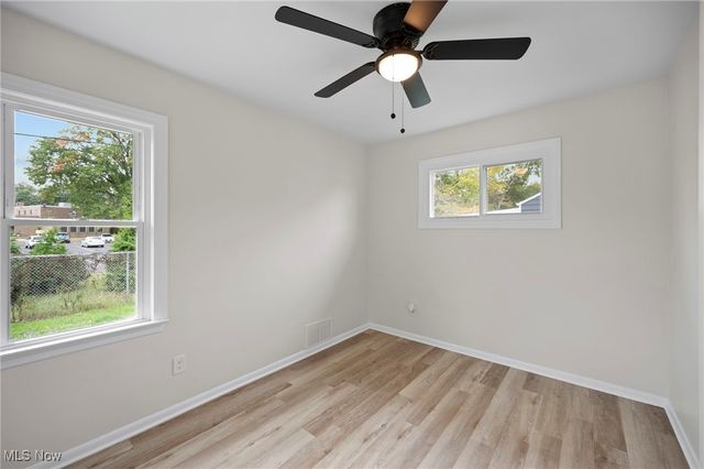 2137 Silverdale, Cleveland, OH 44109