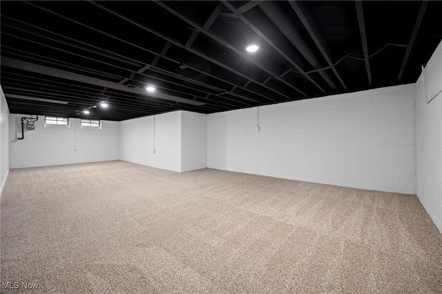 2137 Silverdale, Cleveland, OH 44109