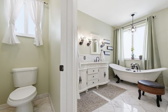 1294 Camellia Circle, Weston, FL 33326