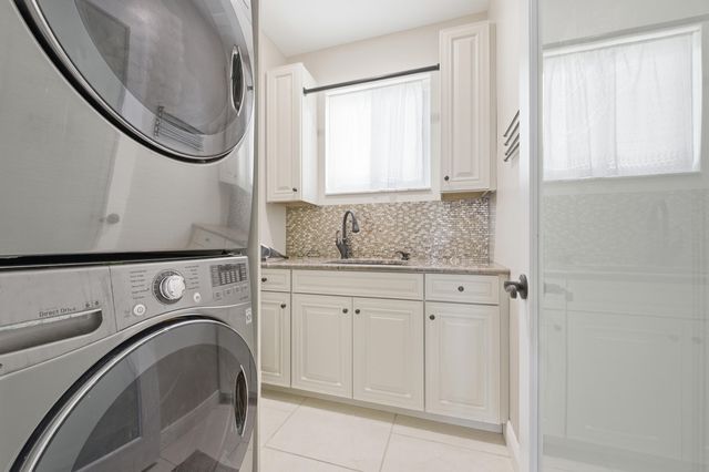 1294 Camellia Circle, Weston, FL 33326