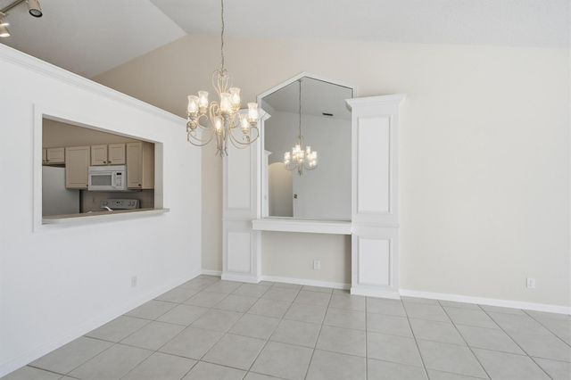 531 NW Broken Oak Trail, Jensen Beach, FL 34957