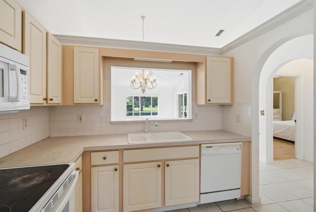 531 NW Broken Oak Trail, Jensen Beach, FL 34957