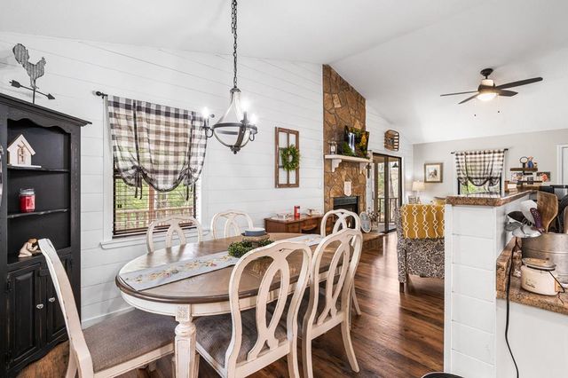 122 Penland Indian Trail, Hayesville, NC 28904