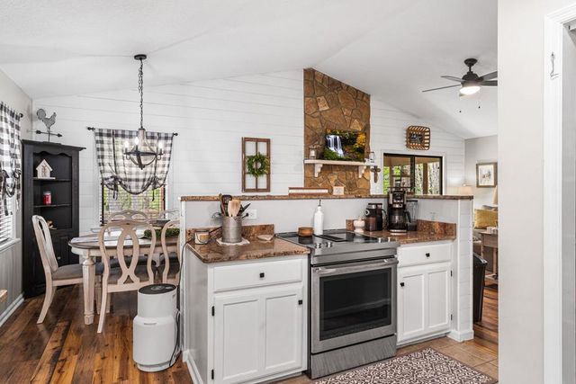 122 Penland Indian Trail, Hayesville, NC 28904