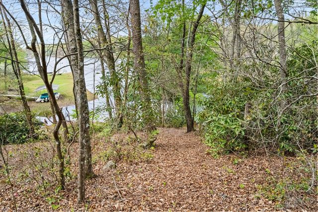 122 Penland Indian Trail, Hayesville, NC 28904