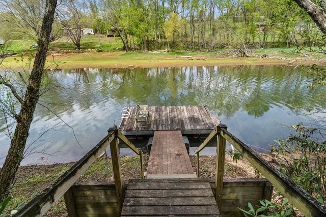122 Penland Indian Trail, Hayesville, NC 28904