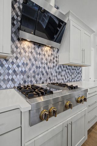 405 30th St, Old Hickory, TN 37138