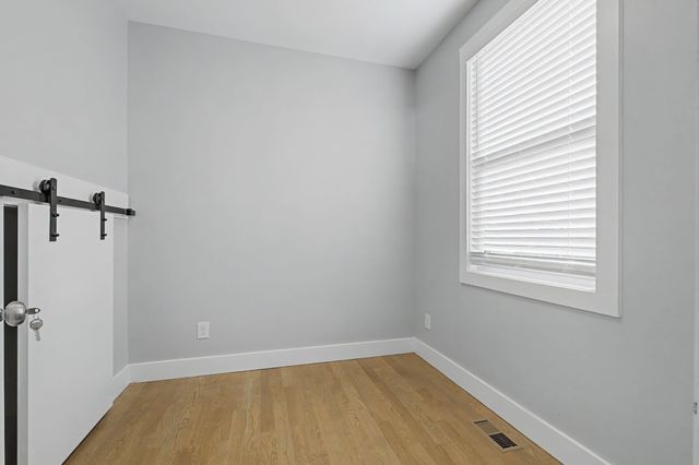 405 30th St, Old Hickory, TN 37138