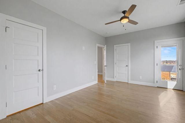 405 30th St, Old Hickory, TN 37138