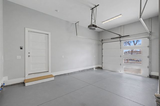 405 30th St, Old Hickory, TN 37138