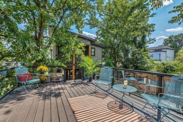 405 30th St, Old Hickory, TN 37138