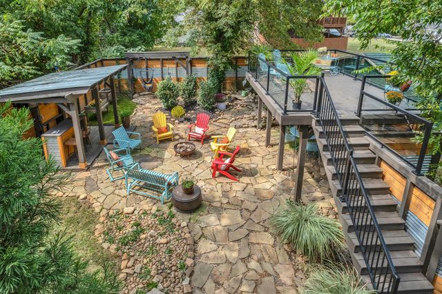 405 30th St, Old Hickory, TN 37138