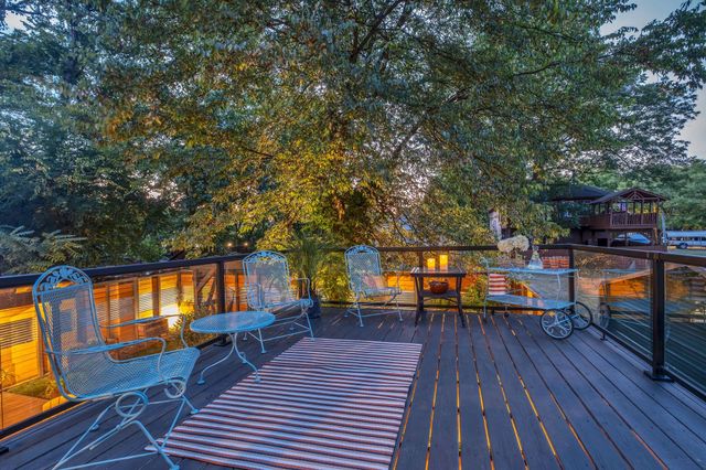 405 30th St, Old Hickory, TN 37138