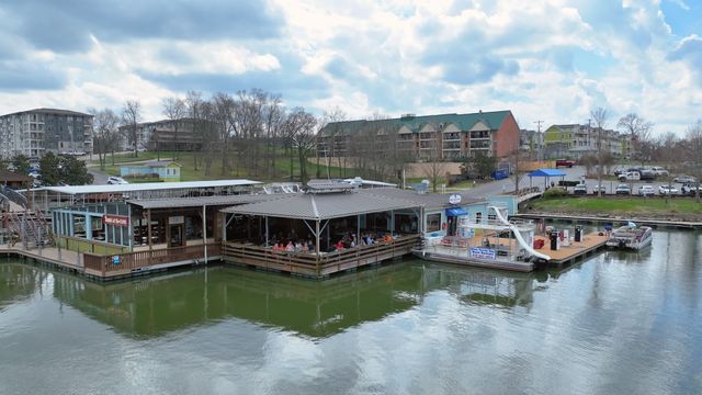 405 30th St, Old Hickory, TN 37138