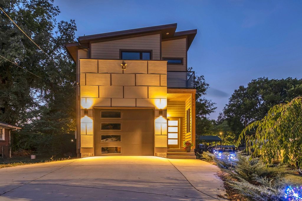 405 30th St, Old Hickory, TN 37138