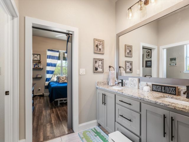 101 Trail Ridge, Weatherford, TX 76087