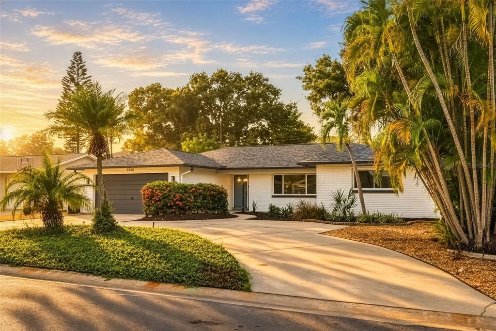 6743 16TH AVENUE N, St Petersburg, FL 33710