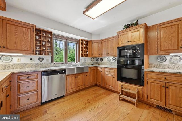 834 NEWHALL RD, Kennett Square, PA 19348