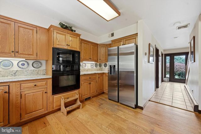 834 NEWHALL RD, Kennett Square, PA 19348