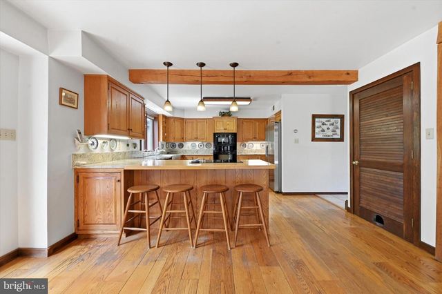 834 NEWHALL RD, Kennett Square, PA 19348