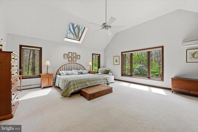 834 NEWHALL RD, Kennett Square, PA 19348