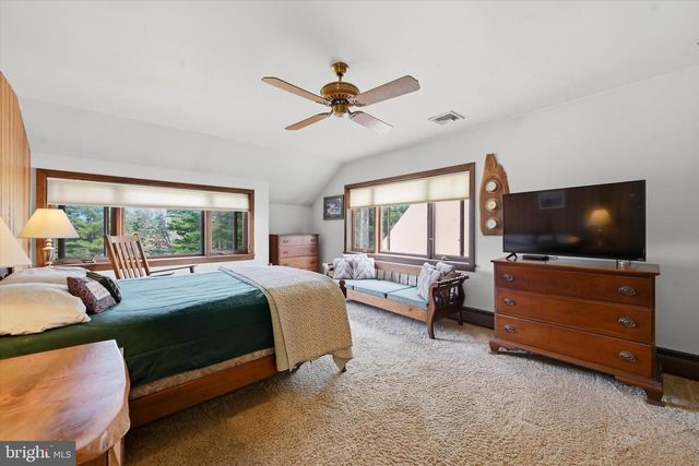 834 NEWHALL RD, Kennett Square, PA 19348