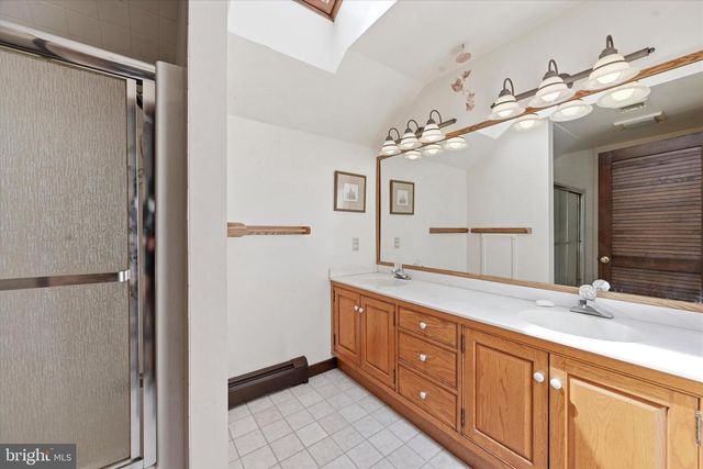 834 NEWHALL RD, Kennett Square, PA 19348