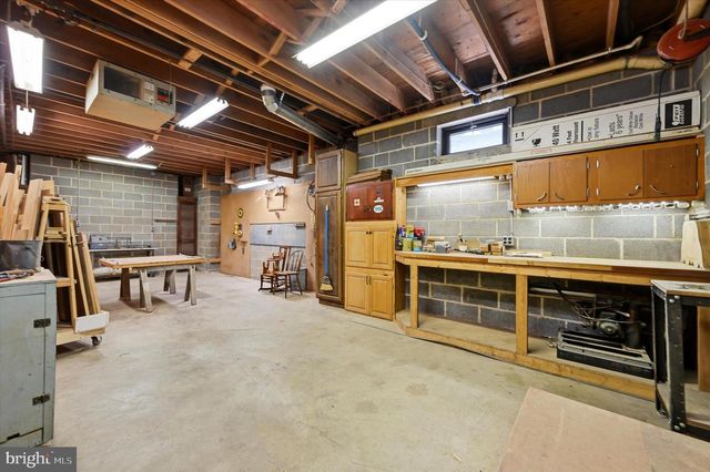 834 NEWHALL RD, Kennett Square, PA 19348