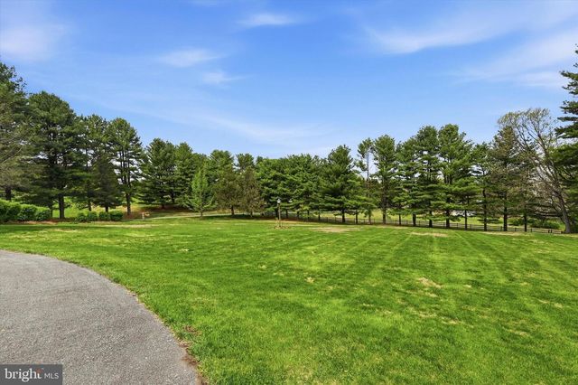 834 NEWHALL RD, Kennett Square, PA 19348