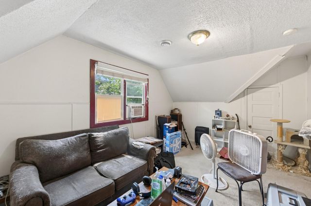 3023 Dupont Avenue N, Minneapolis, MN 55411