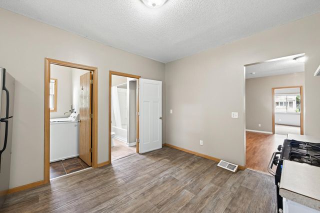3023 Dupont Avenue N, Minneapolis, MN 55411