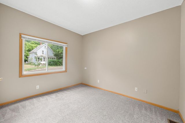 3023 Dupont Avenue N, Minneapolis, MN 55411