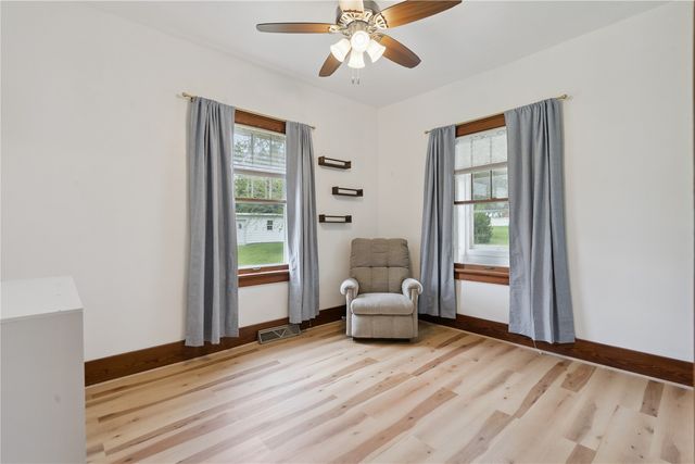 4021 10th Street, Marion, IA 52302