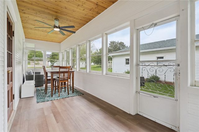 4021 10th Street, Marion, IA 52302