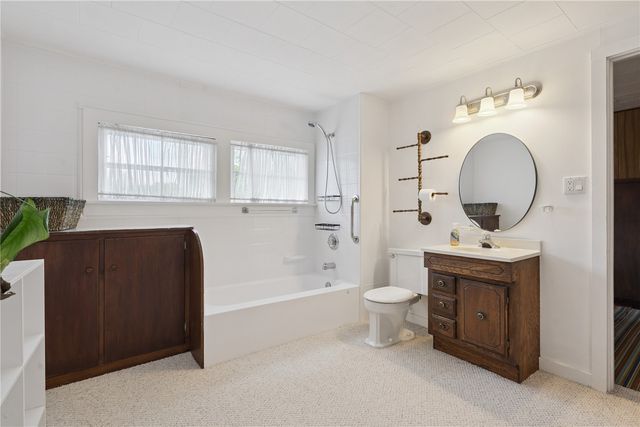 4021 10th Street, Marion, IA 52302