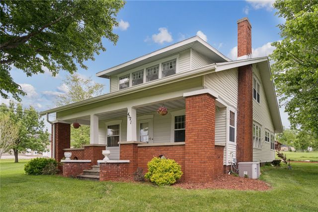 4021 10th Street, Marion, IA 52302