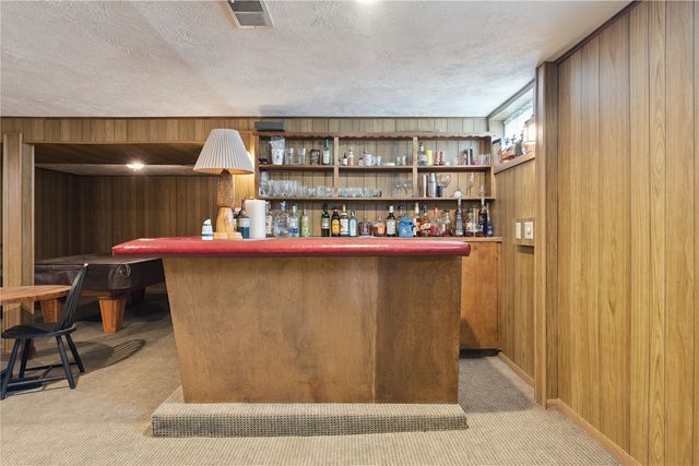 4021 10th Street, Marion, IA 52302