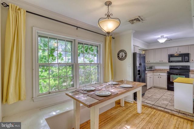861 W FOXCROFT DR, Camp Hill, PA 17011