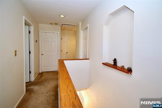 32-06 Norwood Drive, Fair Lawn, NJ 07410