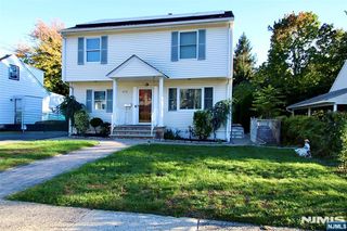 32-06 Norwood Drive, Fair Lawn, NJ 07410