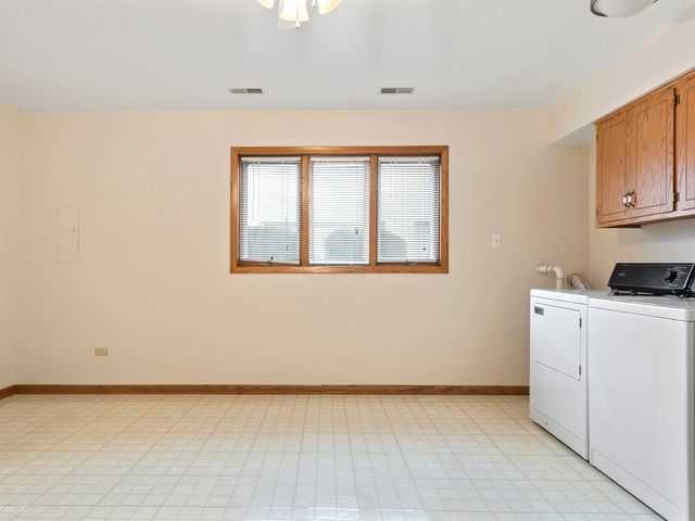 18159 Vermont Court, Orland Park, IL 60467