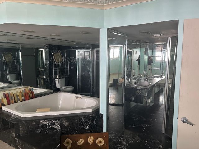 3100 NE 49th Street PH06, Fort Lauderdale, FL 33308