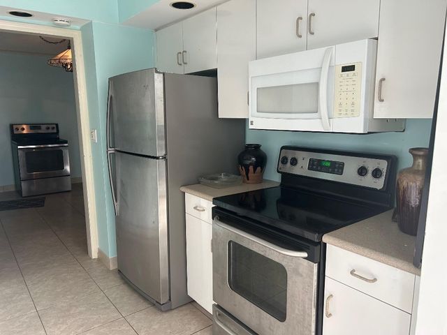 3100 NE 49th Street PH06, Fort Lauderdale, FL 33308