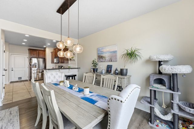 283 E NECHATEL DR, Draper, UT 84020