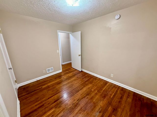 4709 Redick Avenue, Omaha, NE 68152