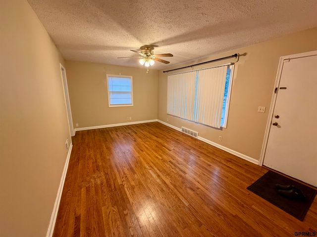 4709 Redick Avenue, Omaha, NE 68152